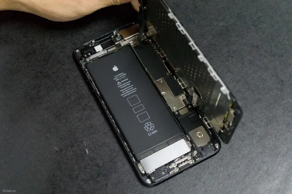 视频2675mah容量电池iphone7plus拆解视频