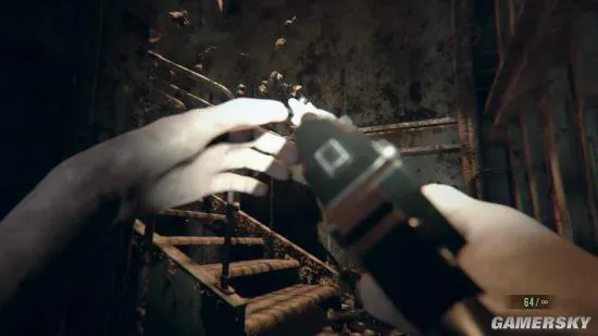 《生化危机7》女主角实机视频：电锯杀怪666
