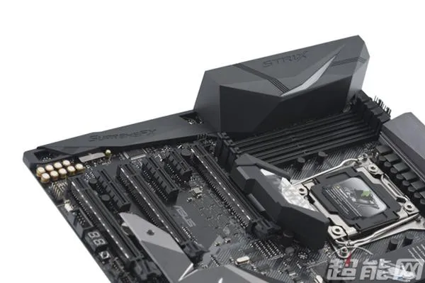 扣肉X御用座驾 华硕ROG STRIX X299-E GAMING主板图赏