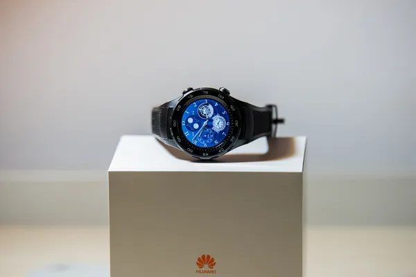 HUAWEI WATCH 2测评：独立通话 运动更自由