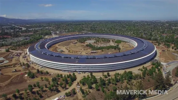 4K航拍！苹果“飞碟”总部Apple Park：乔布斯遗作