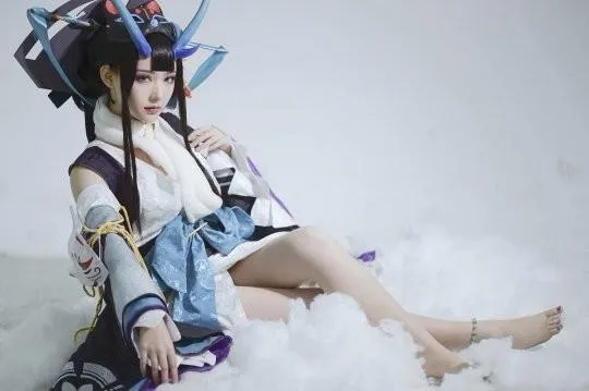 身材火辣颜值爆表！真正大师级Cosplay美女图集