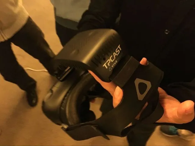 关于 HTC 刚刚公布的 Vive 无线升级模组，这些事实值得一看