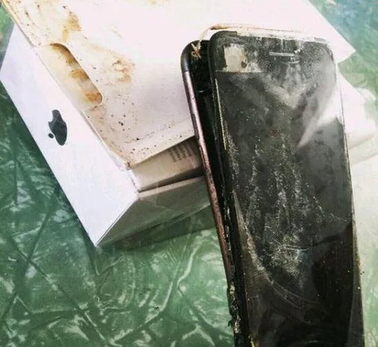 三星Note7不哭！苹果iPhone 7也爆炸了