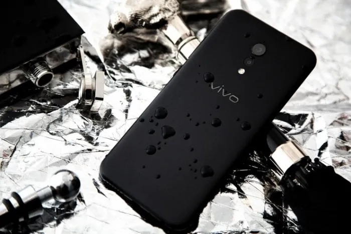 奚梦瑶倾情演绎 vivo Xplay6全新配色23日公布