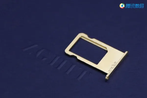 土豪玩物 定制版iPhone 6S长这样