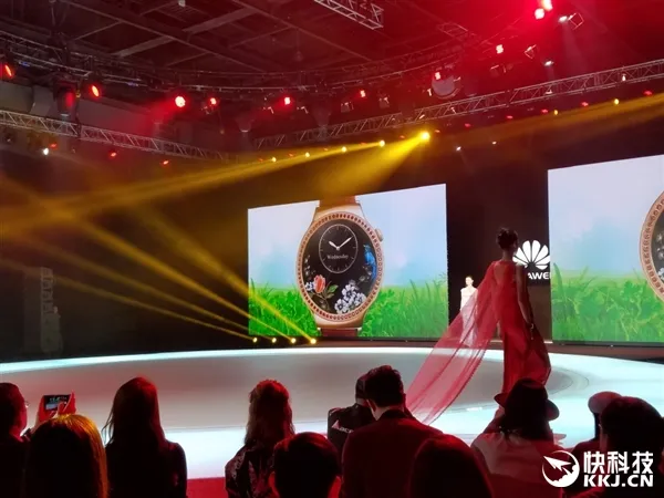 4888元！HUAWEI WATCH星月系列发布：施华洛世奇宝石