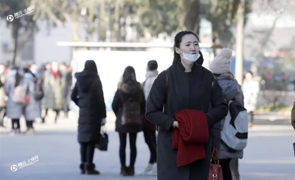 多地艺考现场直击：中西部美女大PK