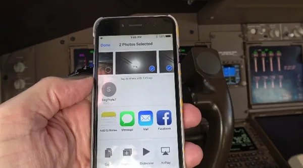 两位机长万米高空用iPhone互传图片 没网竟然成功了