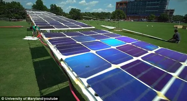 世界首架太阳能直升机成功起飞：每片太阳能板都单独购买