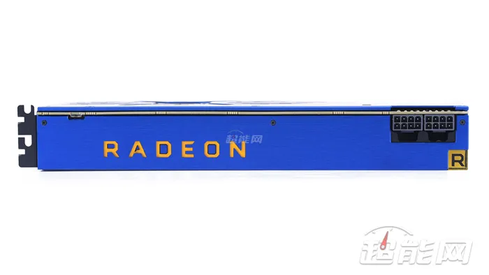 AMD Radeon Vega Frontier显卡图赏，能文能武的专业卡