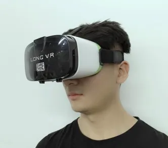 加拿大华侨创业做VR LONG VR2年后推出首款头显产品