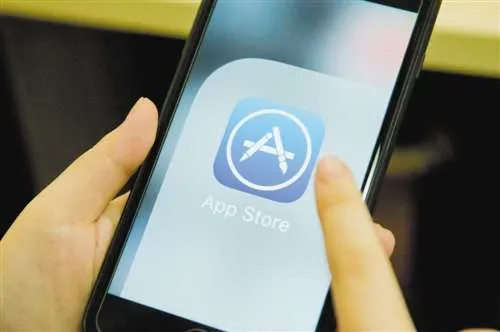 苹果下调App Store 佣金为增收？