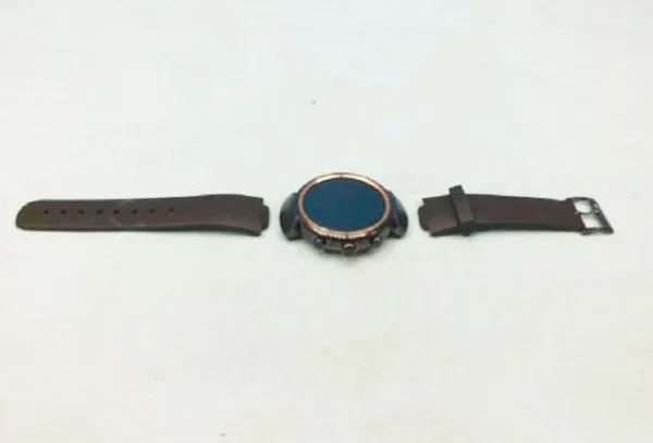 华硕ZenWatch 3智能手表曝光 黑色和金色圆形外观