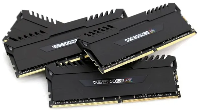 海盗船正式发布复仇者RGB DDR4内存，誓要将光污染进行到底