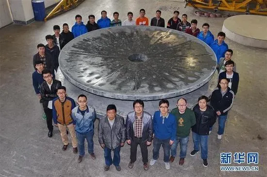我国研制四米口径碳化硅反射镜坯：望远镜成像提高分辨率