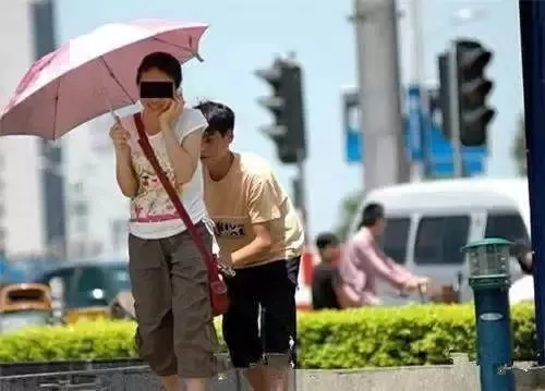 快过年了 这组监控照片一定要看！