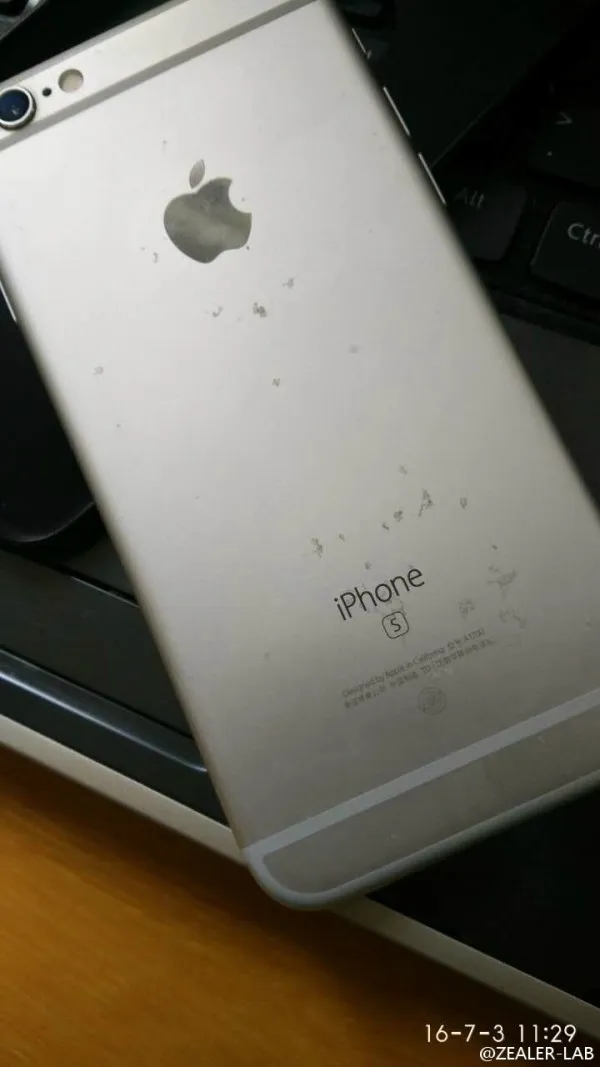 [图]不忍直视：玫瑰金iPhone 6S氧化变“蕾丝”