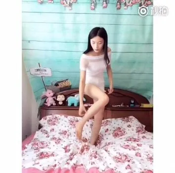 “7指腿”是最完美身材比例？女网友玩疯