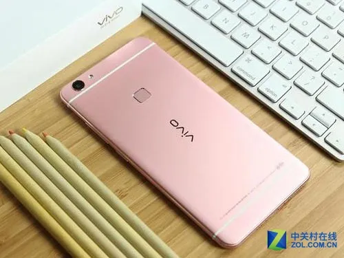 vivo X6Plus续航体验：3000mAh+双引擎闪充