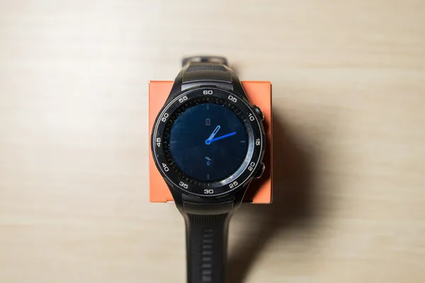 HUAWEI WATCH 2测评：独立通话 运动更自由