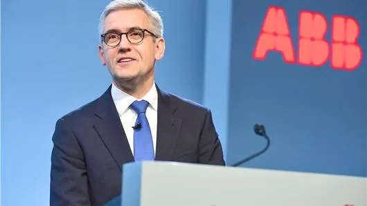 比尔•盖茨：机器人也应交税，但ABB集团CEO反对