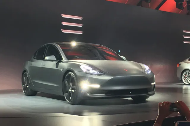 马斯克：特斯拉Model 3设计方案已确定