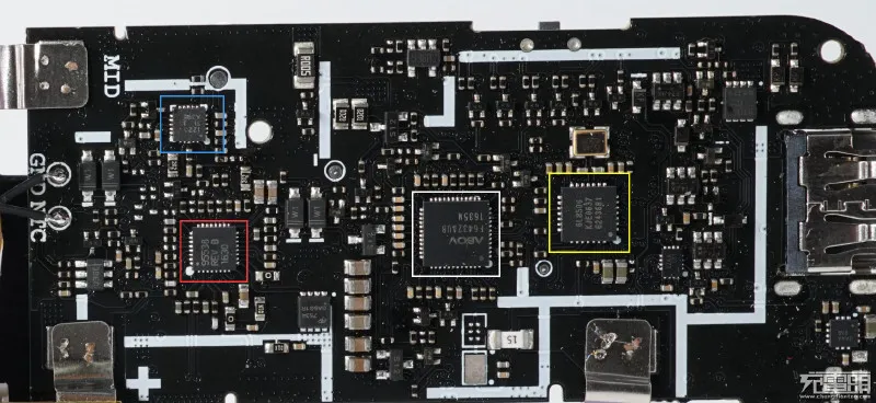 ZMI 10号USB PD移动电源拆解与评测