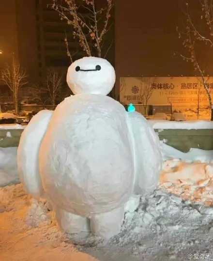 脑洞满分！最强降雪后 沈阳人这样堆雪人