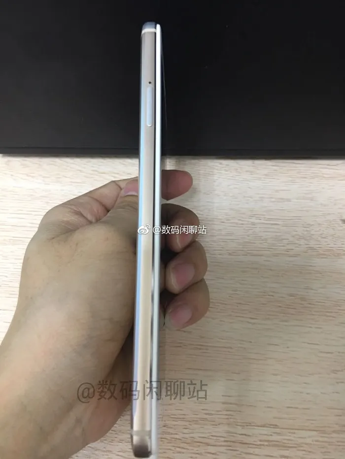 魅蓝Note 6真机谍照再曝光，双摄+条形闪光灯