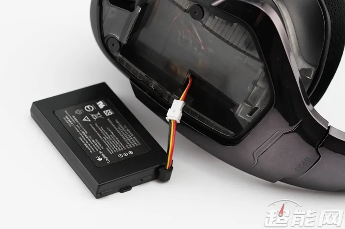 罗技G933游戏耳机评测：带你进入游戏世界的门钥匙