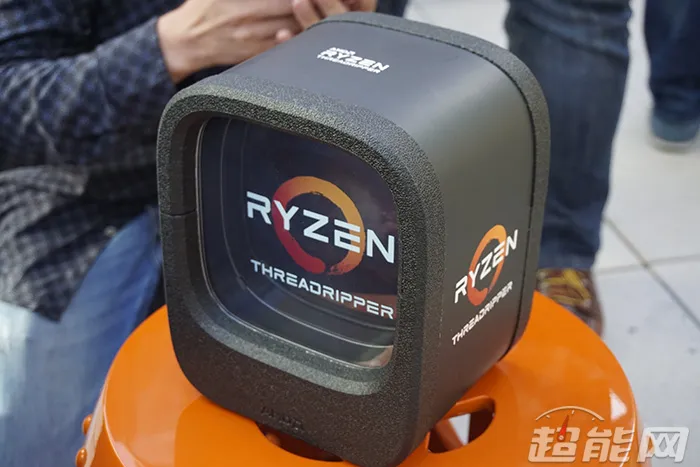 Ryzen Threadripper 1950X超频到5.0GHz，CB 15破4000分