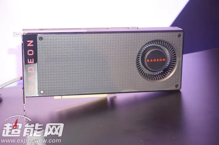 AMD RX 480显卡抢先上手：表面类肤材质，PCB这么短