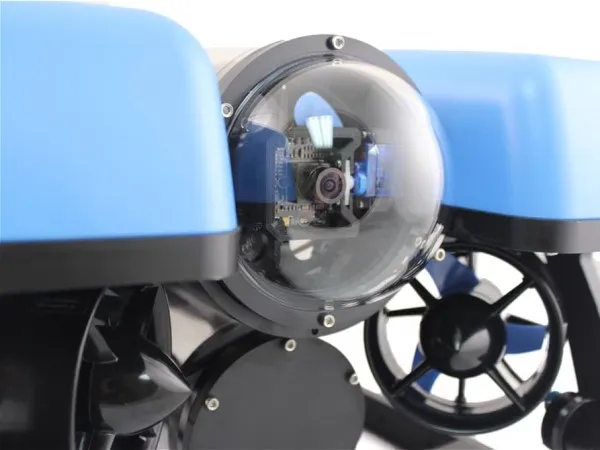 [视频]Blue Robotics推出“水下无人机”BlueROV2