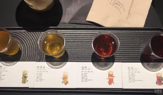 三里屯不缺网红店 喜茶在北京的首家店为何选在这