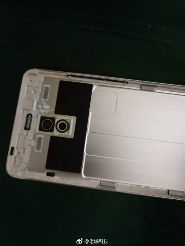 魅蓝Note 6真机再曝：竖形双摄+跑马灯