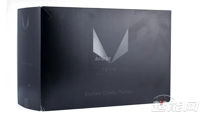 AMD Radeon Vega Frontier水冷版图赏：身披黄金甲，最强Vega？
