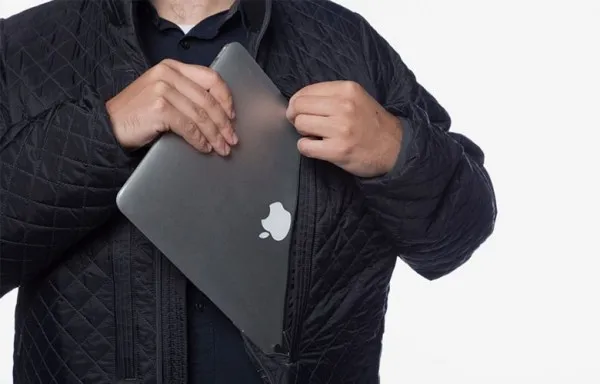 下巴要着地 将MacBook 放衣服里什么感受