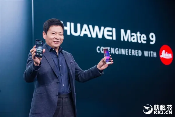 确认全面屏！余承东公布Mate 10发布时间：怒怼iPhone 8