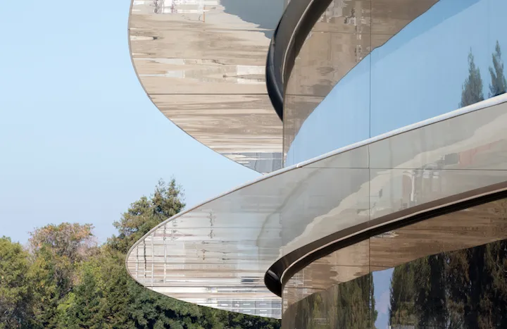 乔布斯遗作 Apple Park，外是建筑奇迹，内是帮主灵魂