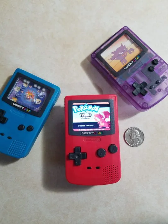 汉堡王的赠品玩具被改造成Game Boy Color Nano