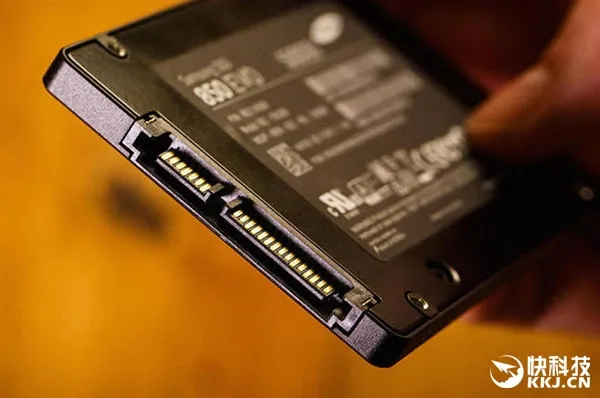 SSD一哥三星：机械盘容量价格优势不再 NVMe撕碎SATA3