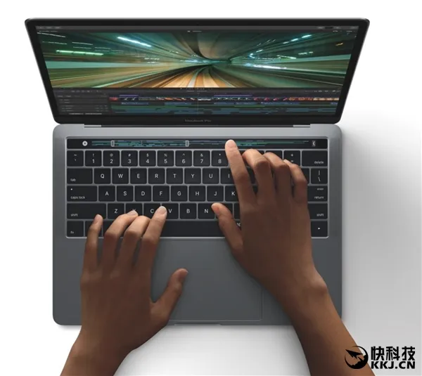 这是苹果全新MacBook Pro最大秘密：iOS系统现身