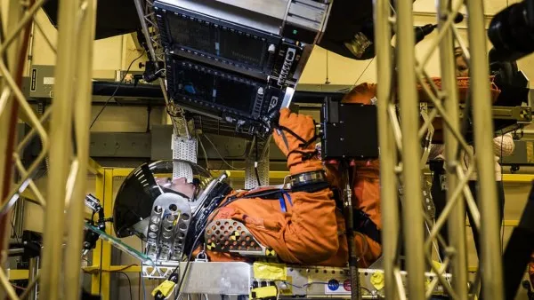 NASA本月完成一系列猎户座船员载人模拟振动试验