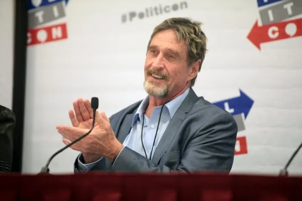 John McAfee：朝鲜与Dyn公司遭DDoS网络袭击一事有关