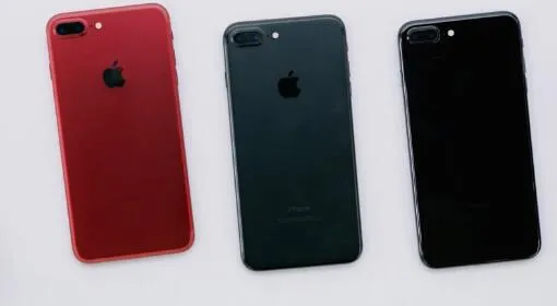 Q1苹果iPhone销售增长乏力 中国三大厂商增幅超20%