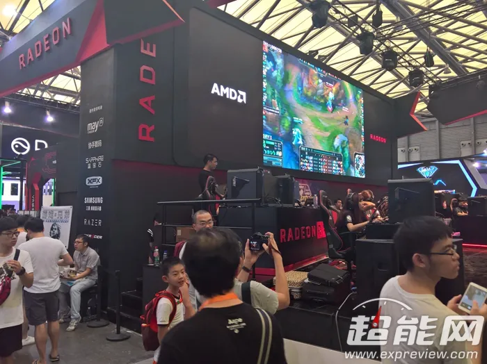 Chinajoy 2016特色内容（二）：AMD展区赏析：游戏就要玩真的