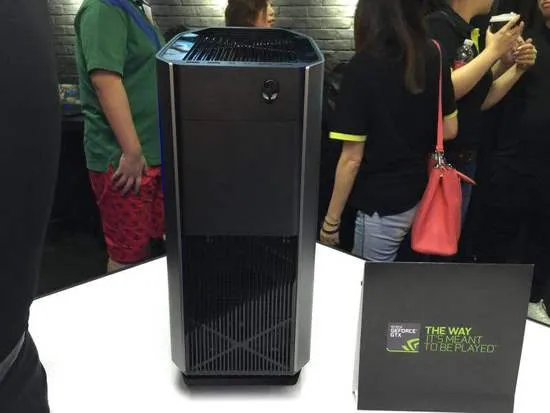 Alienware发布首款OLED笔记本及Aurora R5台式机