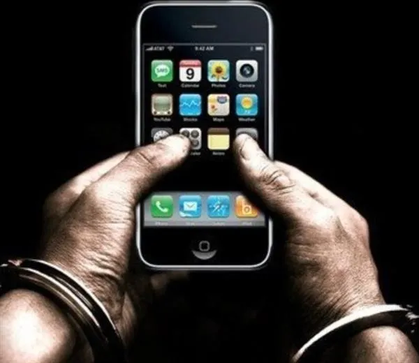 黑客：iPhone的这些脑残功能逼我去越狱