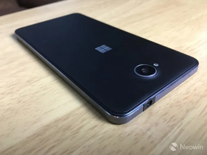 微软墨西哥网站惊现Lumia 651智能手机